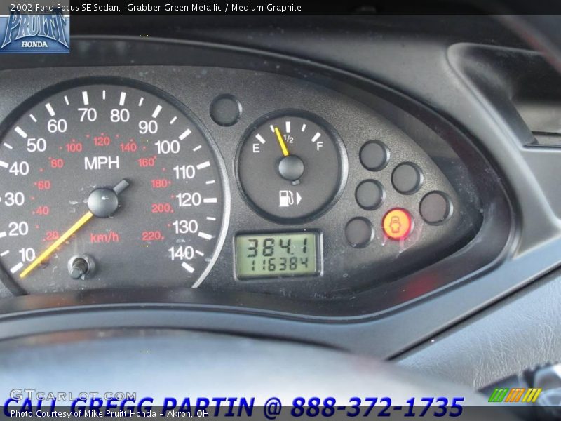 Grabber Green Metallic / Medium Graphite 2002 Ford Focus SE Sedan
