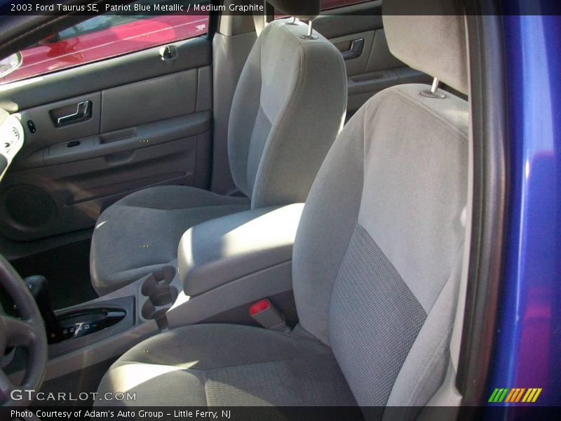 Patriot Blue Metallic / Medium Graphite 2003 Ford Taurus SE