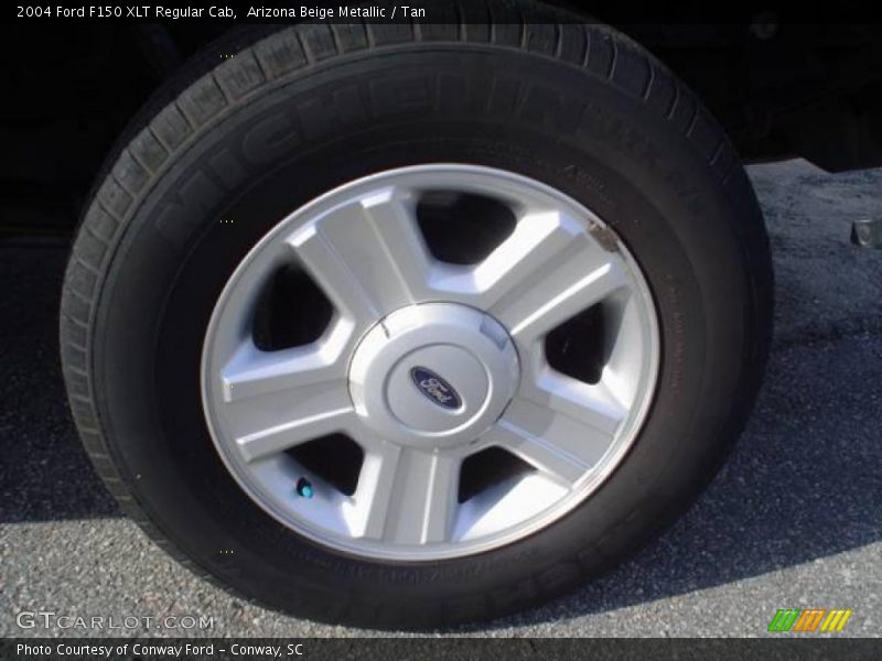 Arizona Beige Metallic / Tan 2004 Ford F150 XLT Regular Cab