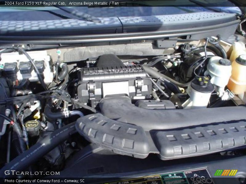 Arizona Beige Metallic / Tan 2004 Ford F150 XLT Regular Cab