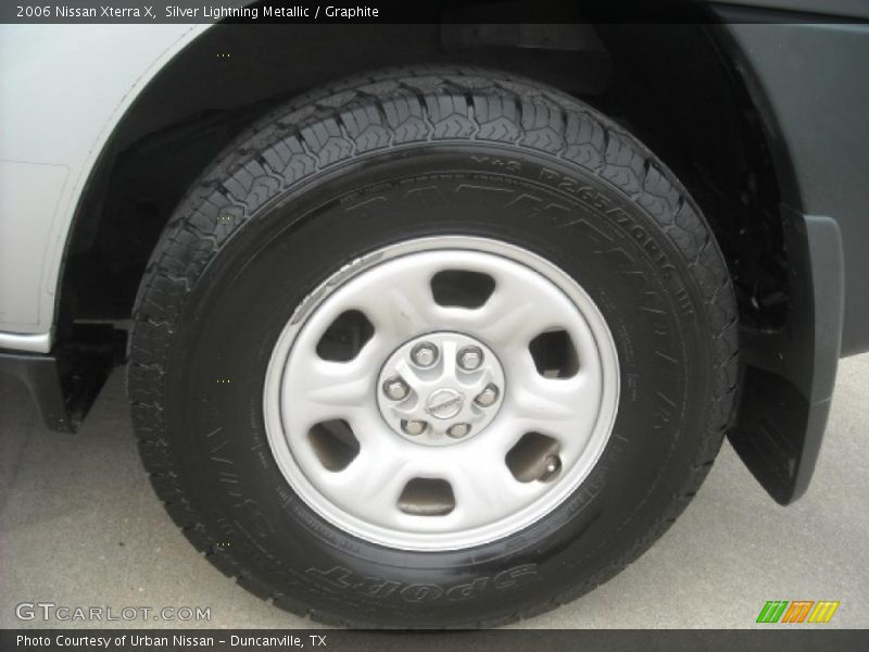 Silver Lightning Metallic / Graphite 2006 Nissan Xterra X