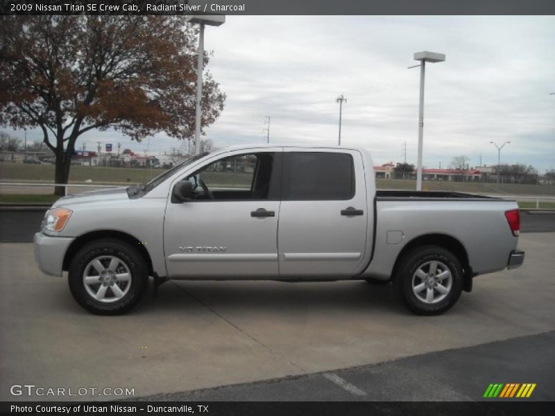 Radiant Silver / Charcoal 2009 Nissan Titan SE Crew Cab