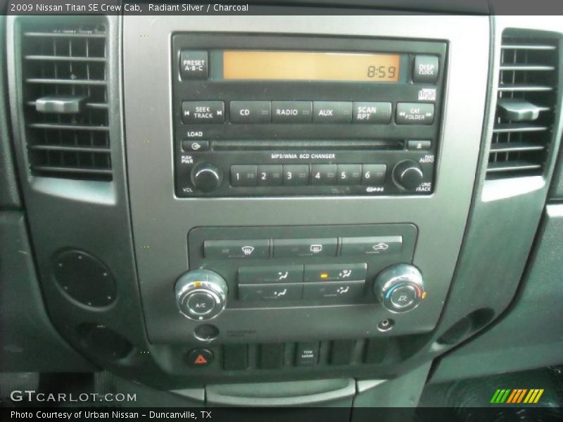 Radiant Silver / Charcoal 2009 Nissan Titan SE Crew Cab