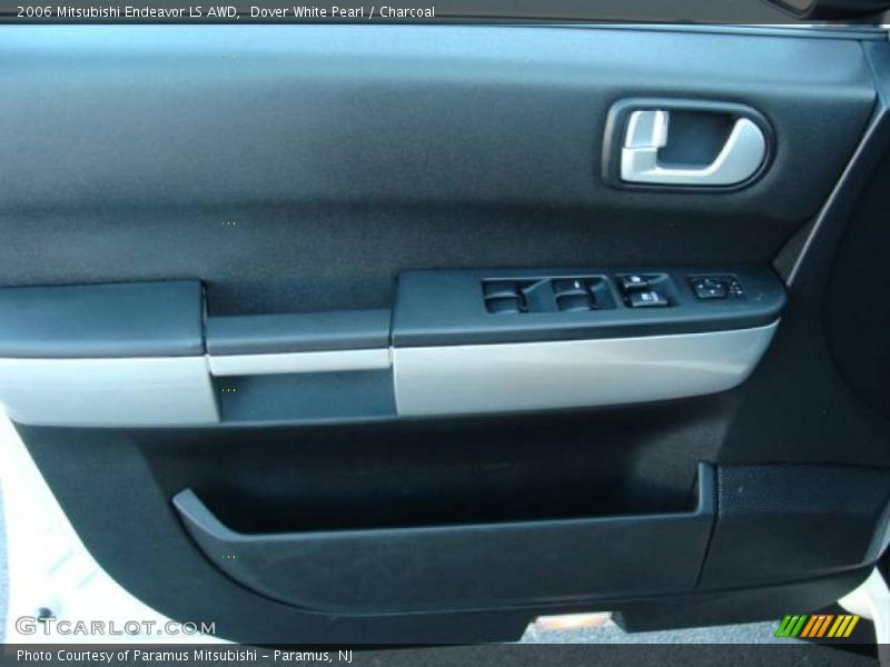 Dover White Pearl / Charcoal 2006 Mitsubishi Endeavor LS AWD