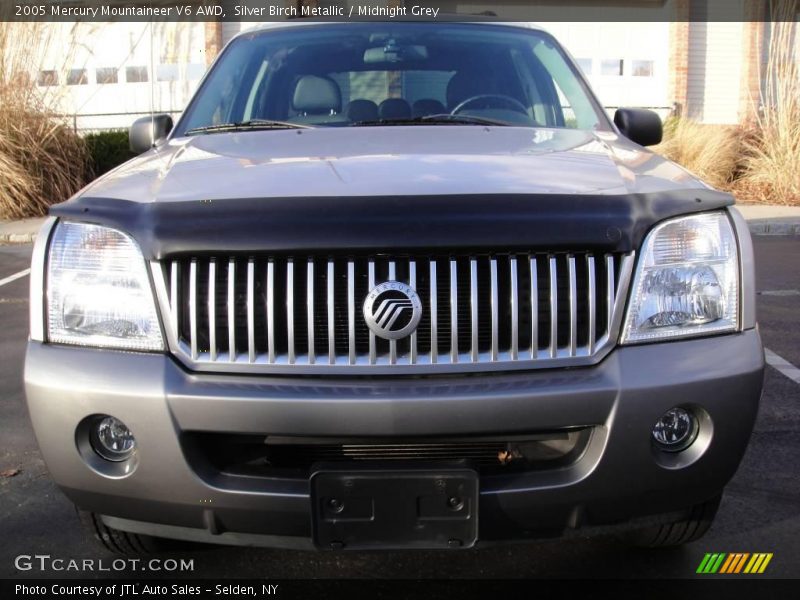 Silver Birch Metallic / Midnight Grey 2005 Mercury Mountaineer V6 AWD