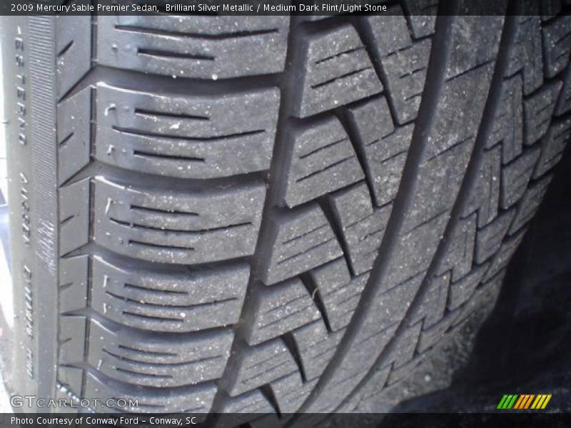 Brilliant Silver Metallic / Medium Dark Flint/Light Stone 2009 Mercury Sable Premier Sedan