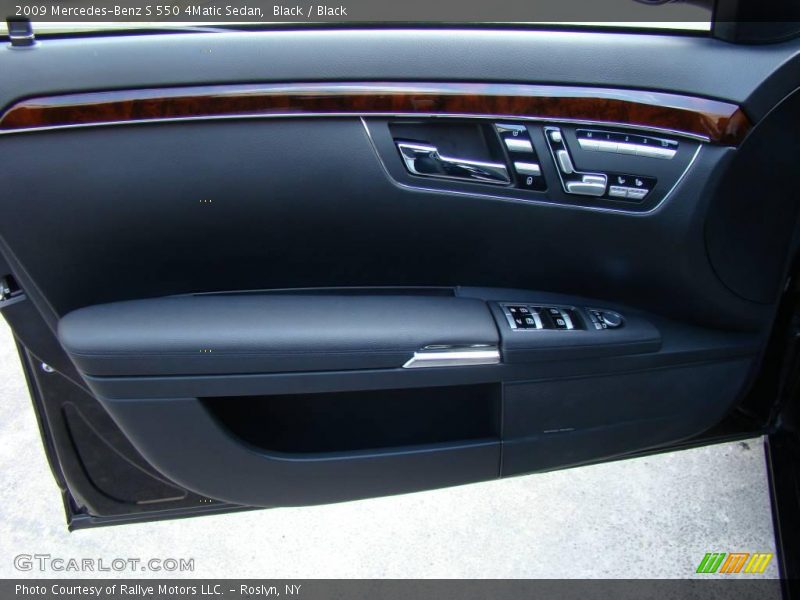 Black / Black 2009 Mercedes-Benz S 550 4Matic Sedan