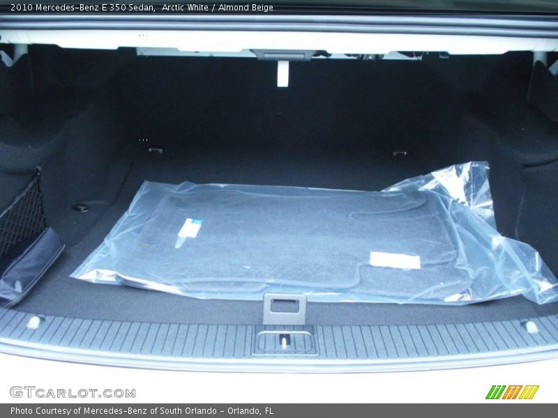 Arctic White / Almond Beige 2010 Mercedes-Benz E 350 Sedan
