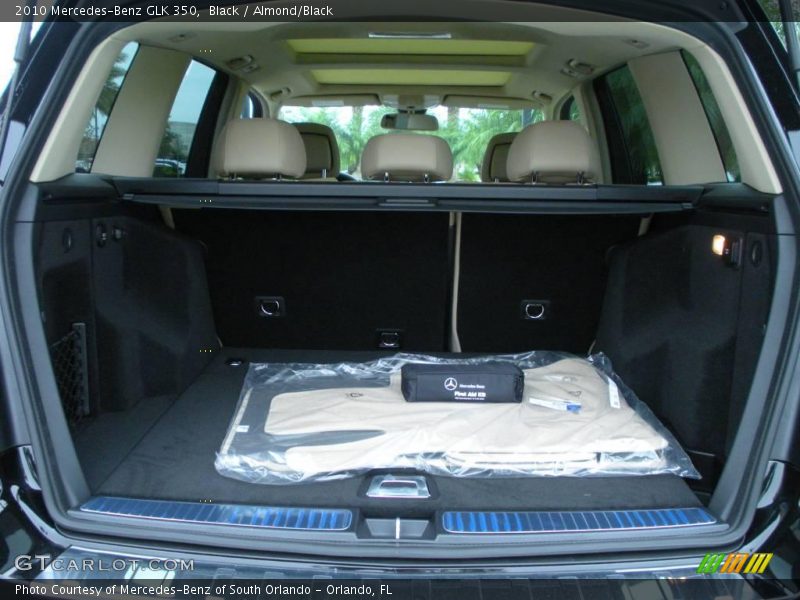 Black / Almond/Black 2010 Mercedes-Benz GLK 350