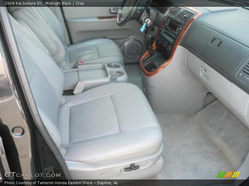Midnight Black / Gray 2004 Kia Sedona EX