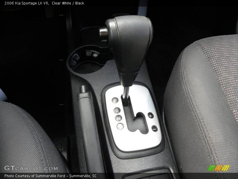 Clear White / Black 2006 Kia Sportage LX V6