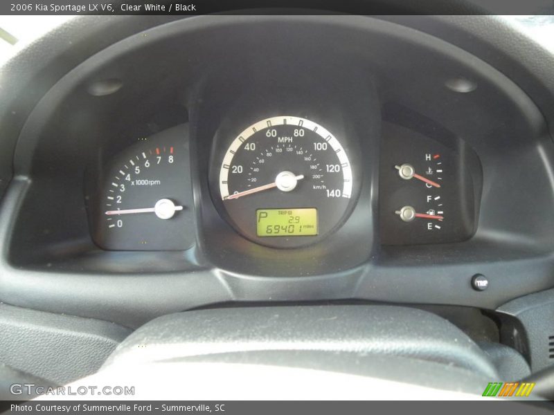 Clear White / Black 2006 Kia Sportage LX V6