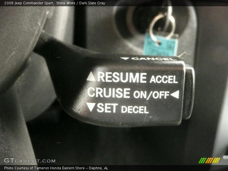 Stone White / Dark Slate Gray 2008 Jeep Commander Sport