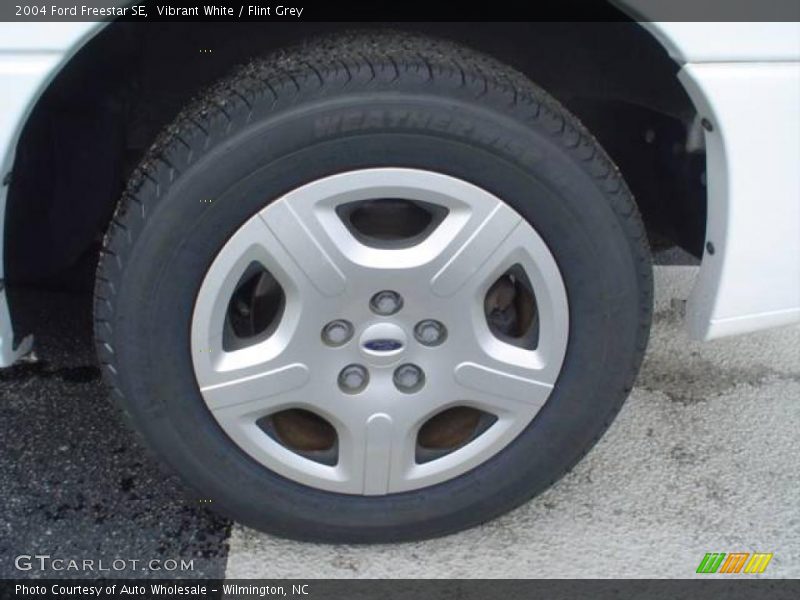 Vibrant White / Flint Grey 2004 Ford Freestar SE