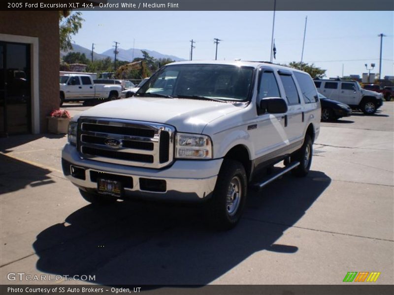 Oxford White / Medium Flint 2005 Ford Excursion XLT 4x4