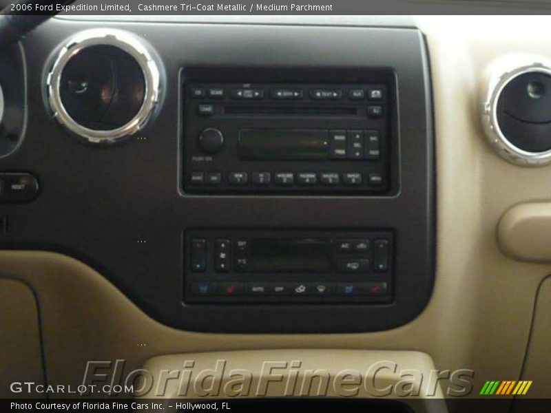 Cashmere Tri-Coat Metallic / Medium Parchment 2006 Ford Expedition Limited