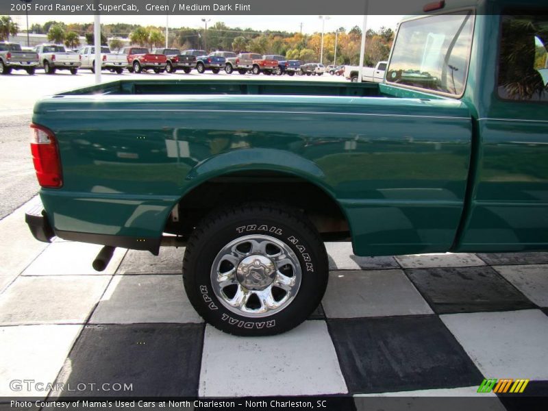 Green / Medium Dark Flint 2005 Ford Ranger XL SuperCab