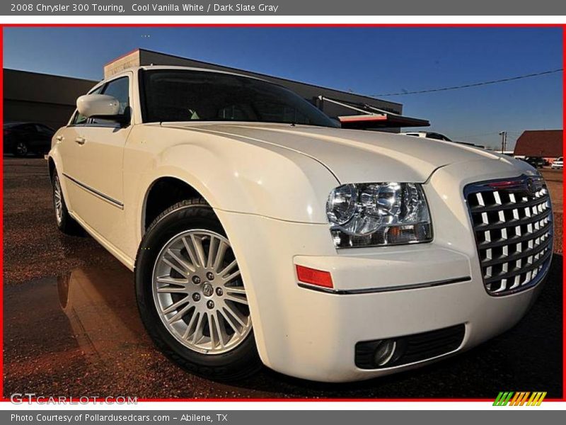 Cool Vanilla White / Dark Slate Gray 2008 Chrysler 300 Touring