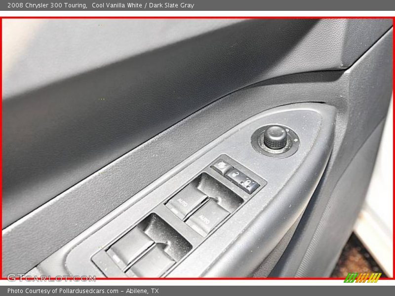 Cool Vanilla White / Dark Slate Gray 2008 Chrysler 300 Touring