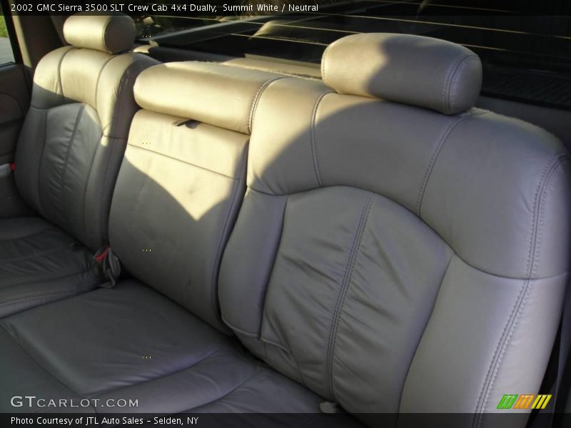 Summit White / Neutral 2002 GMC Sierra 3500 SLT Crew Cab 4x4 Dually