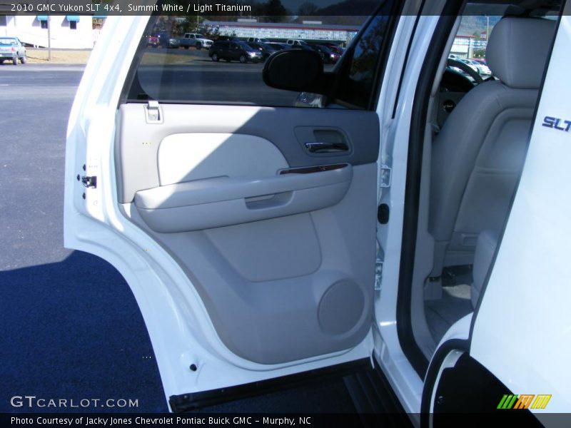 Summit White / Light Titanium 2010 GMC Yukon SLT 4x4