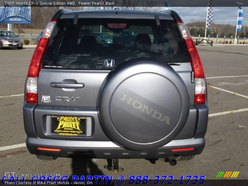 Pewter Pearl / Black 2005 Honda CR-V Special Edition 4WD