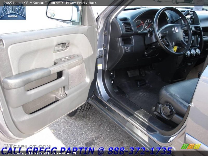 Pewter Pearl / Black 2005 Honda CR-V Special Edition 4WD