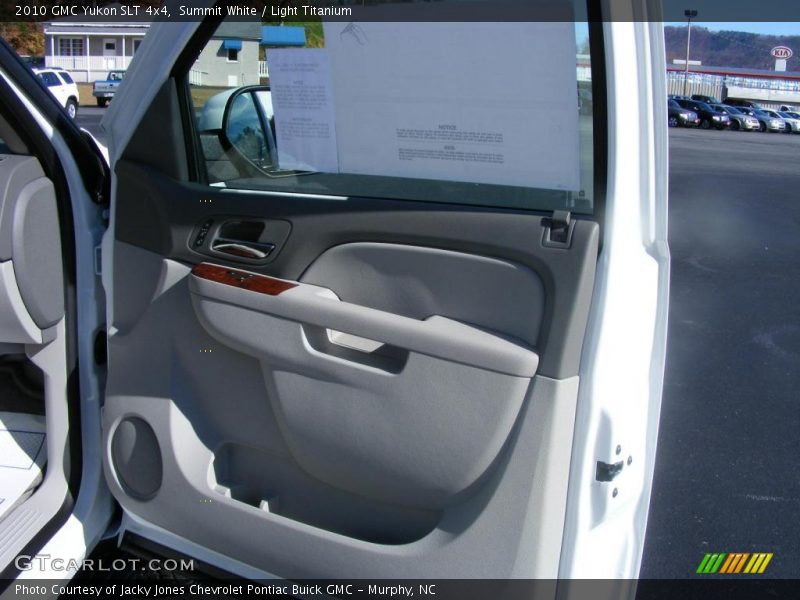 Summit White / Light Titanium 2010 GMC Yukon SLT 4x4