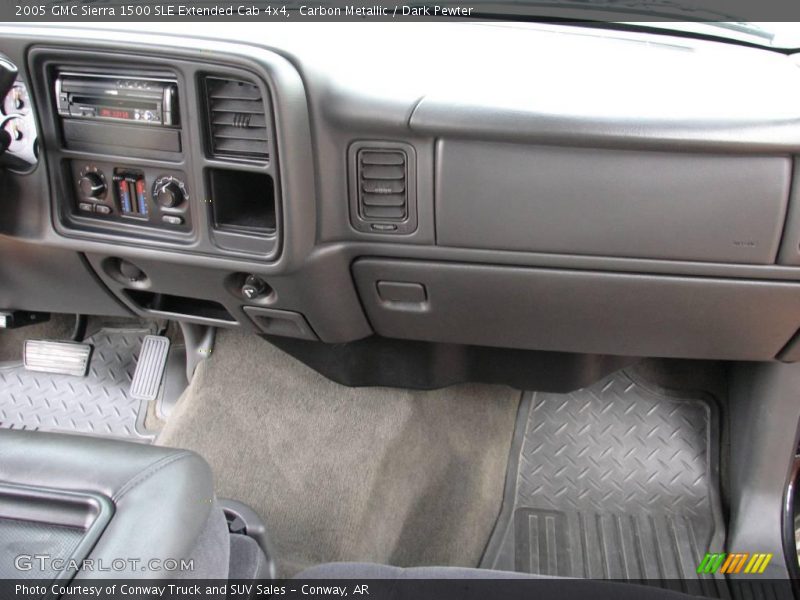 Carbon Metallic / Dark Pewter 2005 GMC Sierra 1500 SLE Extended Cab 4x4