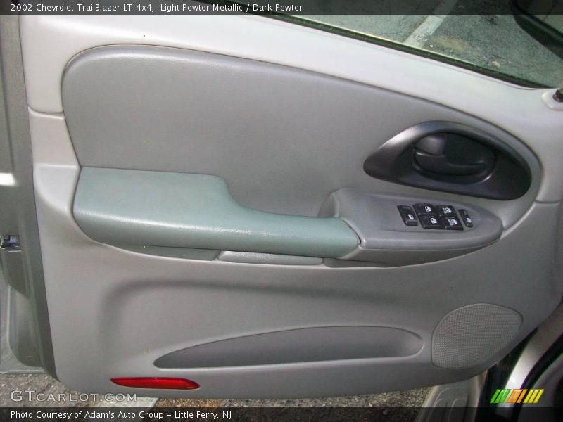 Light Pewter Metallic / Dark Pewter 2002 Chevrolet TrailBlazer LT 4x4