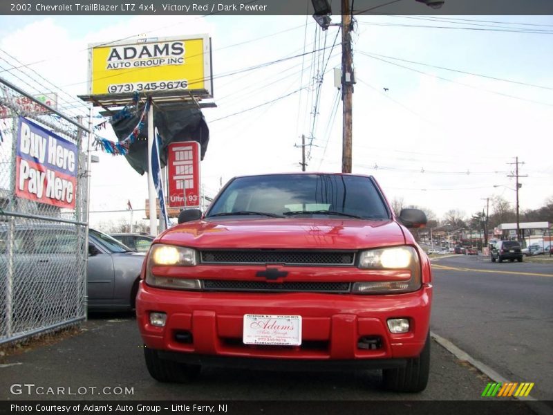 Victory Red / Dark Pewter 2002 Chevrolet TrailBlazer LTZ 4x4