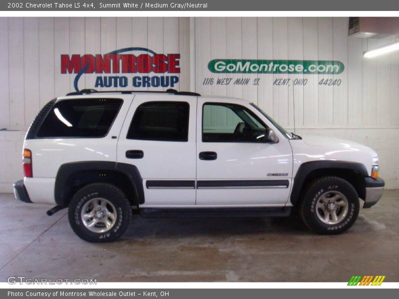 Summit White / Medium Gray/Neutral 2002 Chevrolet Tahoe LS 4x4