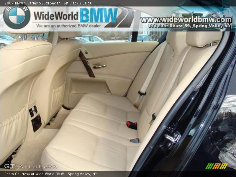 Jet Black / Beige 2007 BMW 5 Series 525xi Sedan