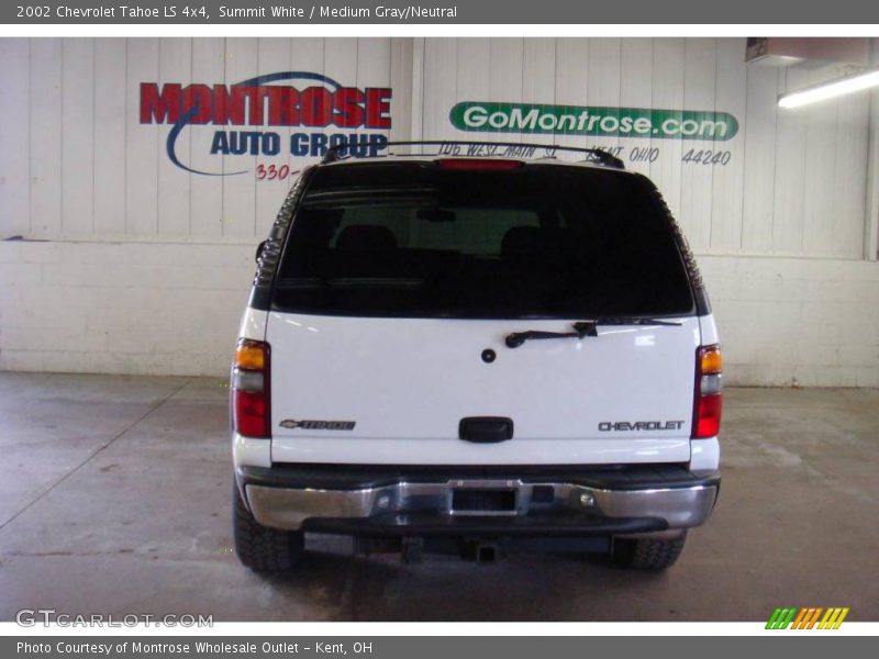 Summit White / Medium Gray/Neutral 2002 Chevrolet Tahoe LS 4x4