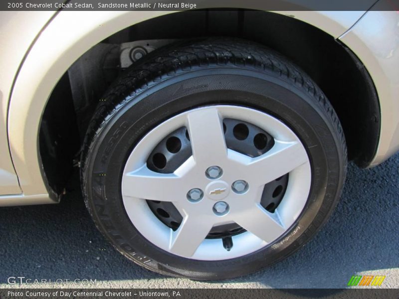 Sandstone Metallic / Neutral Beige 2005 Chevrolet Cobalt Sedan