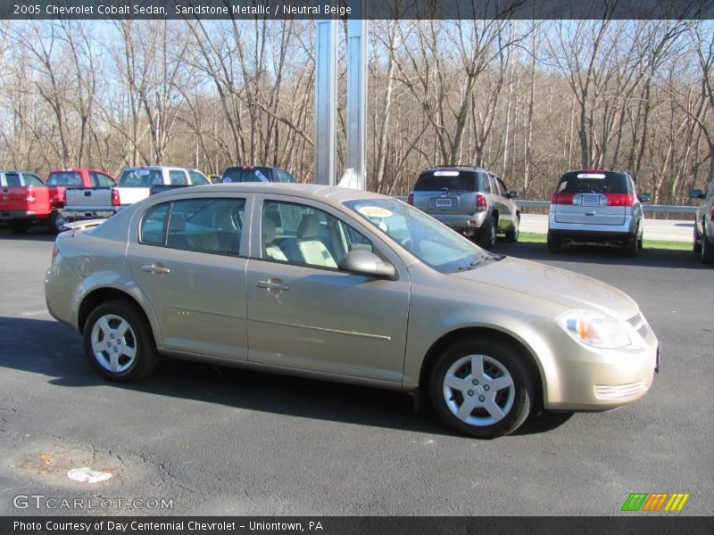 Sandstone Metallic / Neutral Beige 2005 Chevrolet Cobalt Sedan