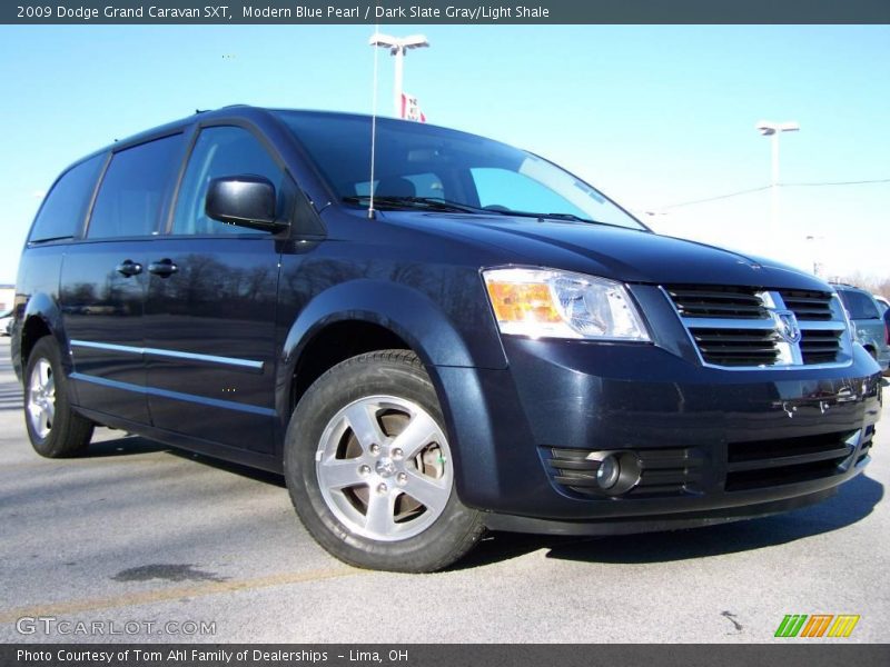 Modern Blue Pearl / Dark Slate Gray/Light Shale 2009 Dodge Grand Caravan SXT
