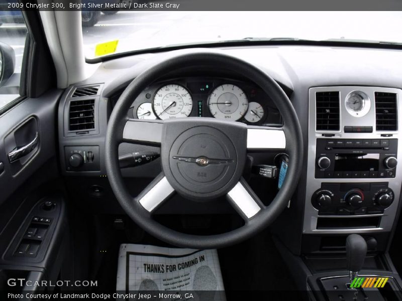 Bright Silver Metallic / Dark Slate Gray 2009 Chrysler 300