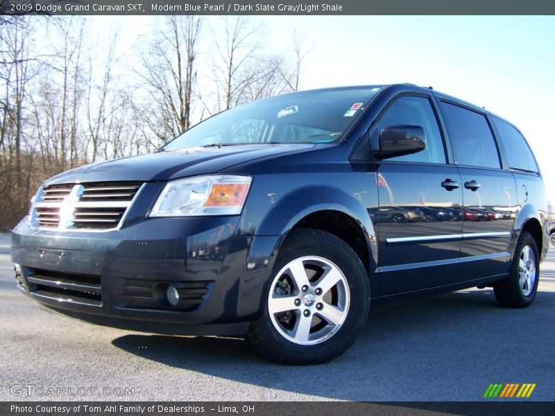 Modern Blue Pearl / Dark Slate Gray/Light Shale 2009 Dodge Grand Caravan SXT