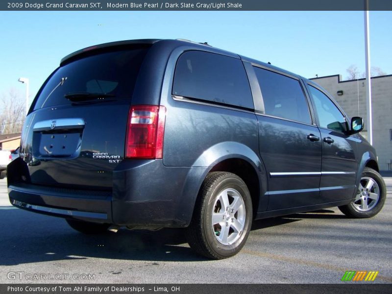 Modern Blue Pearl / Dark Slate Gray/Light Shale 2009 Dodge Grand Caravan SXT