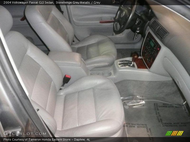 Stonehenge Grey Metallic / Grey 2004 Volkswagen Passat GLS Sedan