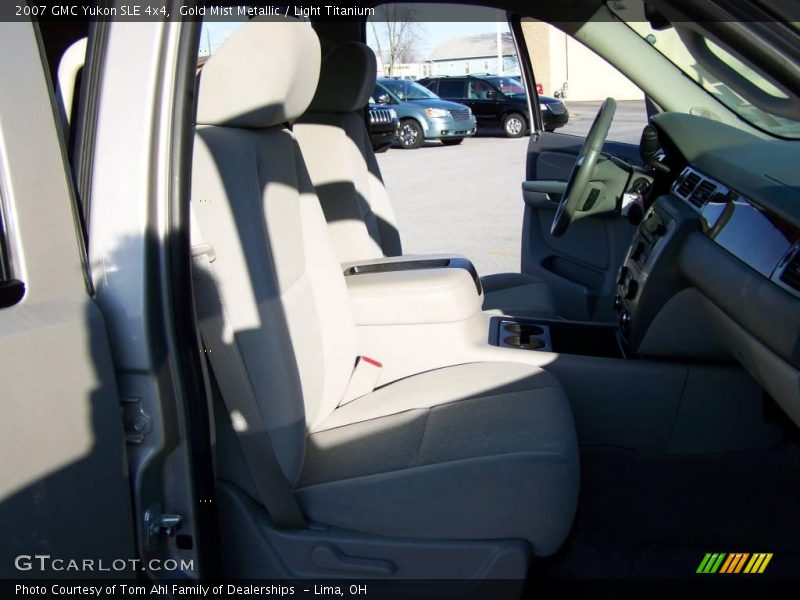 Gold Mist Metallic / Light Titanium 2007 GMC Yukon SLE 4x4