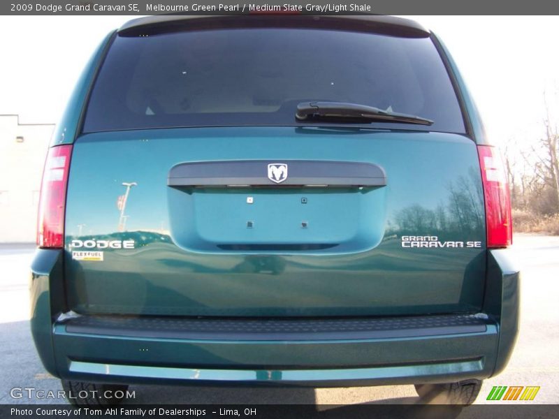 Melbourne Green Pearl / Medium Slate Gray/Light Shale 2009 Dodge Grand Caravan SE