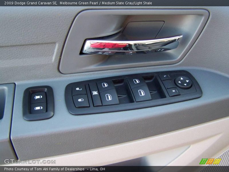 Melbourne Green Pearl / Medium Slate Gray/Light Shale 2009 Dodge Grand Caravan SE