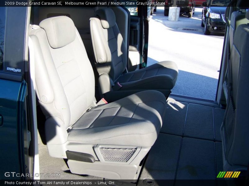 Melbourne Green Pearl / Medium Slate Gray/Light Shale 2009 Dodge Grand Caravan SE