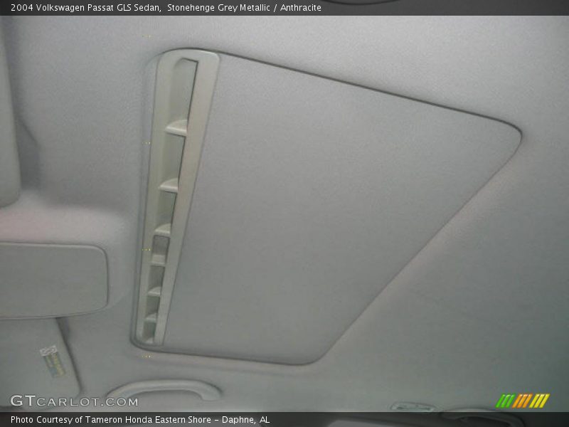 Stonehenge Grey Metallic / Anthracite 2004 Volkswagen Passat GLS Sedan