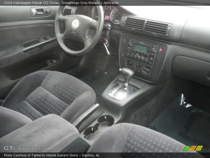 Stonehenge Grey Metallic / Anthracite 2004 Volkswagen Passat GLS Sedan