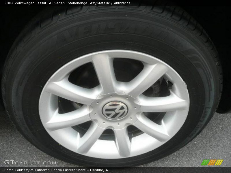 Stonehenge Grey Metallic / Anthracite 2004 Volkswagen Passat GLS Sedan