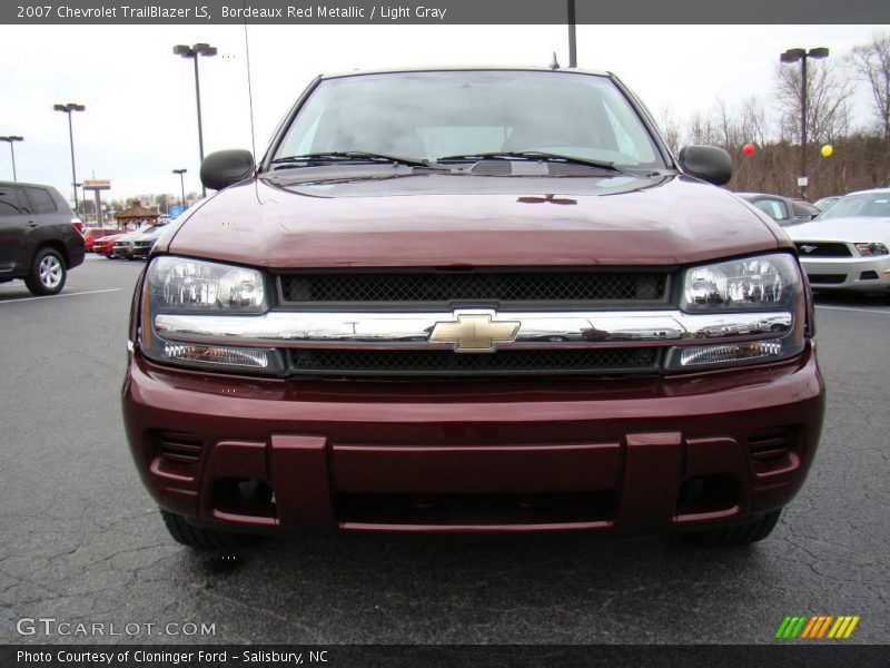 Bordeaux Red Metallic / Light Gray 2007 Chevrolet TrailBlazer LS