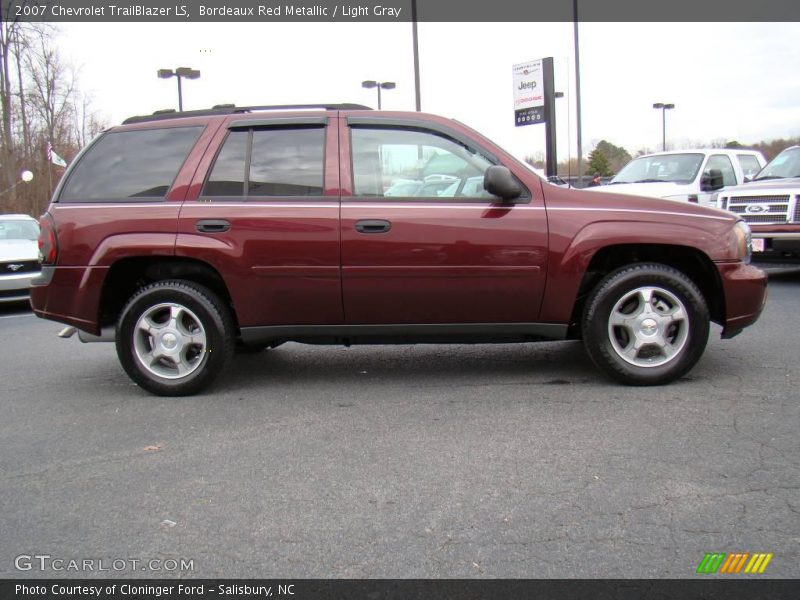 Bordeaux Red Metallic / Light Gray 2007 Chevrolet TrailBlazer LS